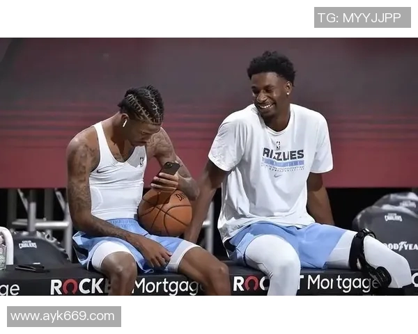 爵士内线伤病频发,库里奇或成球队救星